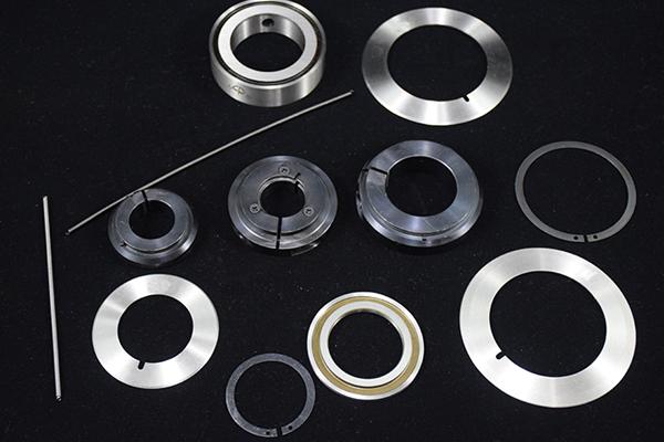 高精度回転切断刃 PVCエッジ刃 回転切断刃 切断機 紙パイプ 接着テープ 切断機刃 24